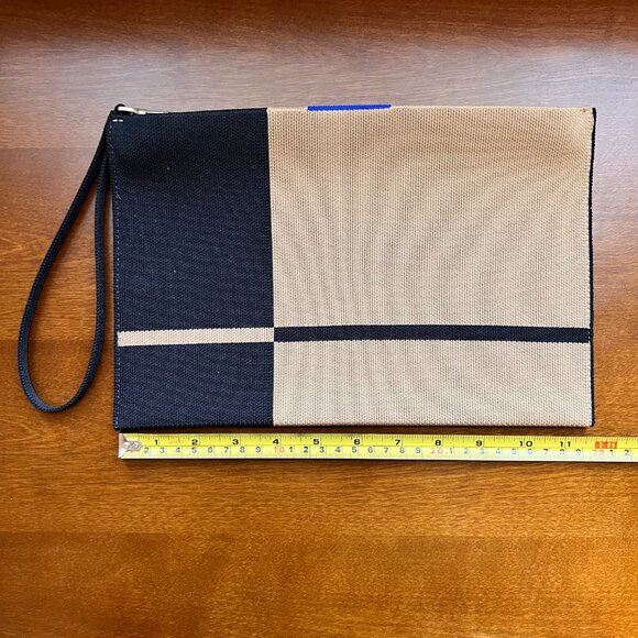 Rothy's Black & Camel Wristlet / Essential Pouch – Retired Style! - Picture 3 of 4